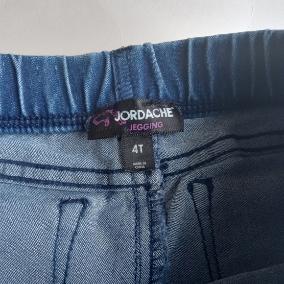 Girls denim jeans 2 pairs bundle size 3T and 4T toddler - Picture 2 of 7